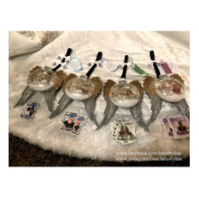 Load image into Gallery viewer, Memorial Ornament w/ Wings