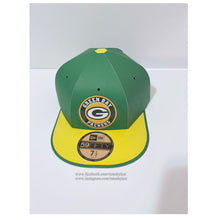 Load image into Gallery viewer, Hat Box (empty)