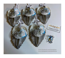 Load image into Gallery viewer, Memorial Ornament w/ Wings